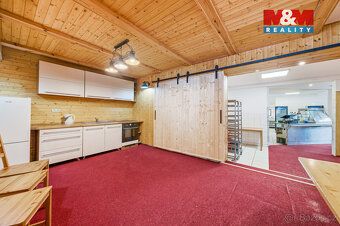 Nabízíme k prodeji zavedený hotel - penzion včetně Après ski