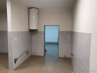 Pronajmu víceúčelový nebytový prostor ve Strančicích, okres 