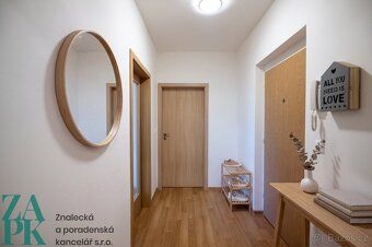Ev.č. 01182 Nabízíme k prodeji světlý byt 2+kk (46,9 m²) s v
