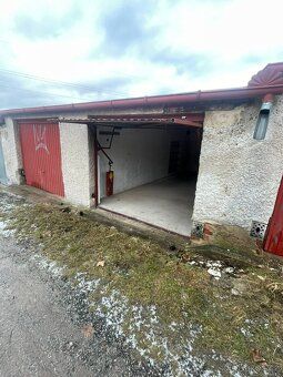 Pronajmu garáž v Přibrami , Na Lilce. Garáž má výměru 25 m2,