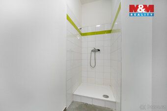 Nabízíme k pronájmu výrobní halu v Albrechticích u Lanškroun