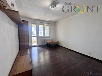 Ev.č. 00229 Nabízíme k pronájmu hezký částečně zrekonstruova