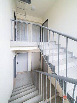 Pronájem moderního bytu 2+KK v OstravěNabízíme k pronájmu út