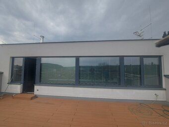Pronájem bytu 128 m2, obytná plocha 84 m2, terasa 44 m2. Ob.