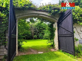Ve výhradním zastoupení majitele Statku Napořád, Vám nabízím