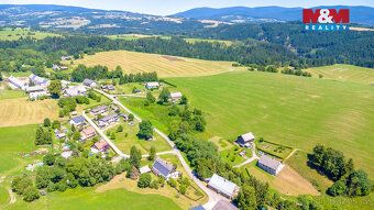 Nabízíme k prodeji atraktivní pozemek o výměře 562 m², ideál
