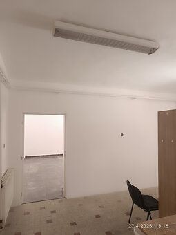 Nabízím k pronájmu obchodní nebytový prostor 65 m2 po celkov