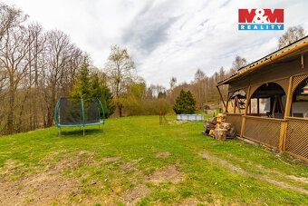 Exkluzivně nabízíme prostorný rodinný dům na klidném okraji 