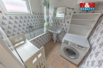 Nabízíme k prodeji dům se dvěma byty a pozemky o celkové vým