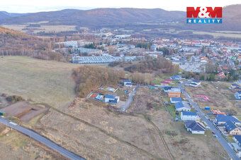 Nabízíme Vám pozemek rozloze 874 m2 na okraji lázeňského měs