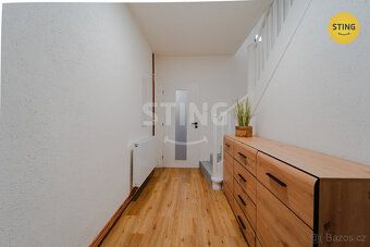 Nabízíme k prodeji modernizovaný rodinný dům o dispozici 4+1