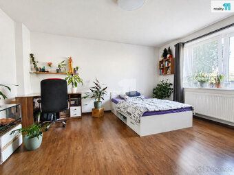 Včetně poplatků, provize RK, bankovní/advokátní úschovy., Ro