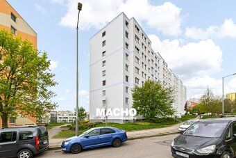 Ev.č. 00221 Nabízíme k prodeji světlý a prakticky řešený byt
