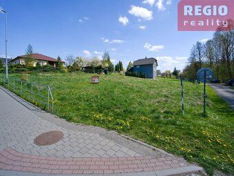 Nabízíme Vám ke koupi pozemek o celkové výměře 1019m2, nachá