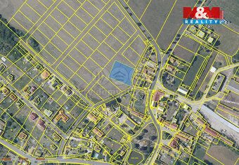 Prodej dvou pozemků o celkové výměře 1100 m2 každý, v územní