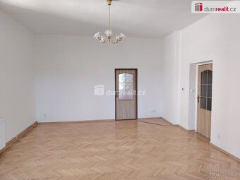 + služby, kauce, provize RK, Dumrealit.cz Vám zprostředkuje 