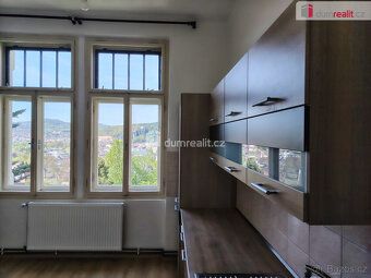 + služby, kauce, provize RK, Dumrealit.cz Vám zprostředkuje 