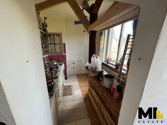 Nabízíme Vám k prodeji byt 2+kk o velikosti 42 m² ve 3 patře