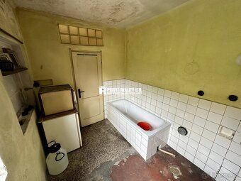 Ev.č. 100909 Zprostředkujeme vám prodej rodinného domu v obc