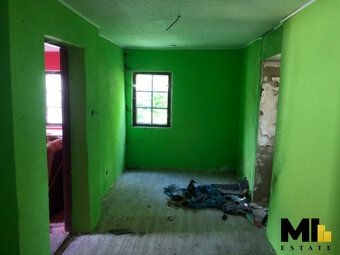 Nabízíme k prodeji rodinný dům, nacházející se na adrese Štu