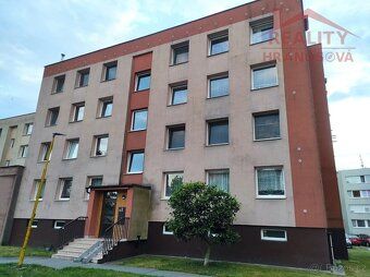 Nabízíme k pronájmu byt o velikosti 3+1 nacházející se na ul