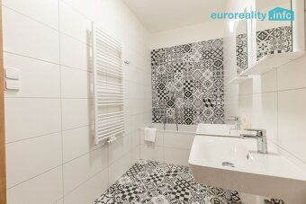 Pronájem bytu 2+1, 69 m², ul. náměstí Míru, Mladá Boleslav
N