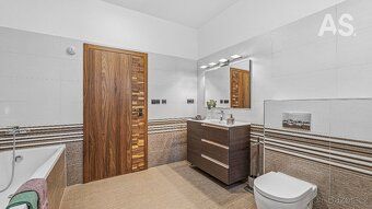 Nabízíme výjimečný penthouse v srdci Lipno nad Vltavou o cel
