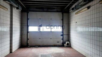 Nabízíme k pronájmu nebytový prostor o ploše 1137 m2 v samos