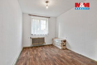 Prodej rodinného domu se dvěma byty v klidné části obce Bren