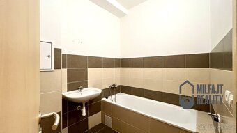 Ev.č. 06715 Pronájem bytu 1+kk, 29 m² – Hrádek nad Nisou, St