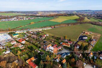 Ev.č. 00433 Stavební pozemek 846 m² – Kunice u Říčan
40% zas