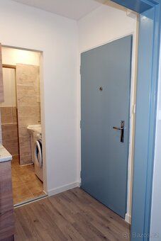 Nabízím k dlouhodobému pronájmu byt 1+kk v 7.NP osmipodlažní