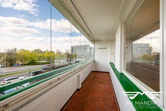 Ev.č. 754-1 UPOZORNĚNÍ: Zájemcům doporučujeme výhradně telef