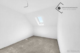 Hledáte moderní bydlení v klidné lokalitě blízko přírody, al