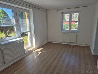 🏡 Pronájem bytu 2+1, 61 m² – Dvůr Králové nad Labem Nabízím 
