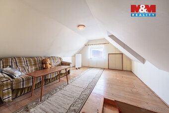 Exkluzivně nabízíme k prodeji samostatný rodinný dům o dispo