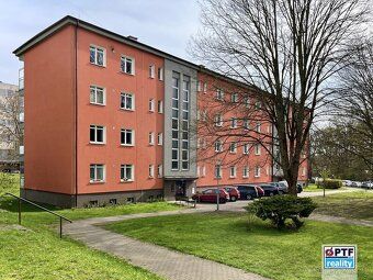 Ev.č. 5364-3 Hledáte příjemné rodinné bydlení v klidné části