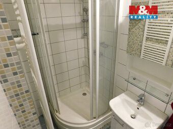 Exkluzivně pronajímáme pěkný světlý byt o dispozici 2+kk v 1