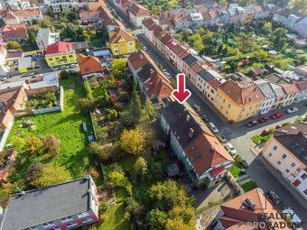 Nabízíme Vám výhradně prodej prvorepublikové vily s prosluně