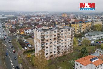 Nabízíme k dlouhodobému pronájmu velmi příjemný a prakticky 