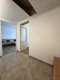 Nabízíme Vám k pronájmu byt 2+kk o velikosti 43 m2, v Praze 