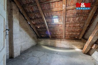 ​Nabízíme k prodeji řadový rodinný dům v žádané lokalitě měs