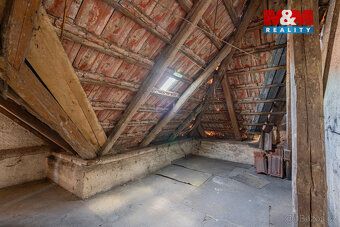 ​Nabízíme k prodeji řadový rodinný dům v žádané lokalitě měs
