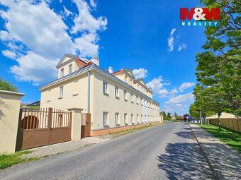 Nabízíme k pronájmu krásný rohový byt 1+kk, 32 m² v obci Stu