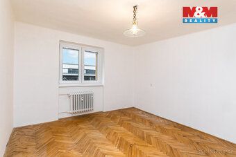 Pronájem bytu o dispozici 2+1 v Pardubicích na Dukle. Nacház