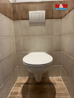 Nabízím k pronájmu prostorný a světlý byt o dispozici 3+1 si