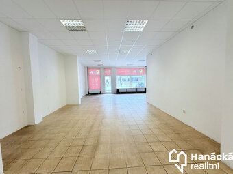 Nabízím k podnájmu obchodní prostor o celkové výměře 100 m²,