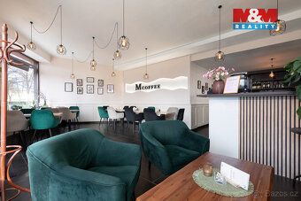 Na dolním konci bulváru Hlavní třídy v Porubě, se nachází mí