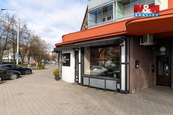 Na dolním konci bulváru Hlavní třídy v Porubě, se nachází mí