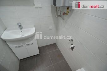 + poplatky, převod elektřiny, Dumrealit.cz Vám zprostředkuje
